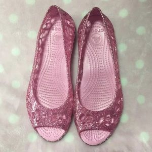 Crocs Kids’ Girls Isabella Glitter Flat.